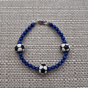 6 Inch Sterling Silver Blue Cat's Eye And Soccer Balls Bracelet B443